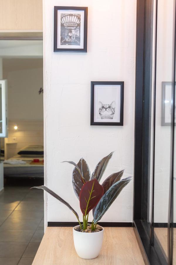Chill & Sun - Terrasse Exterieure - Parking - Wifi - 4P Apartment Amiens Luaran gambar